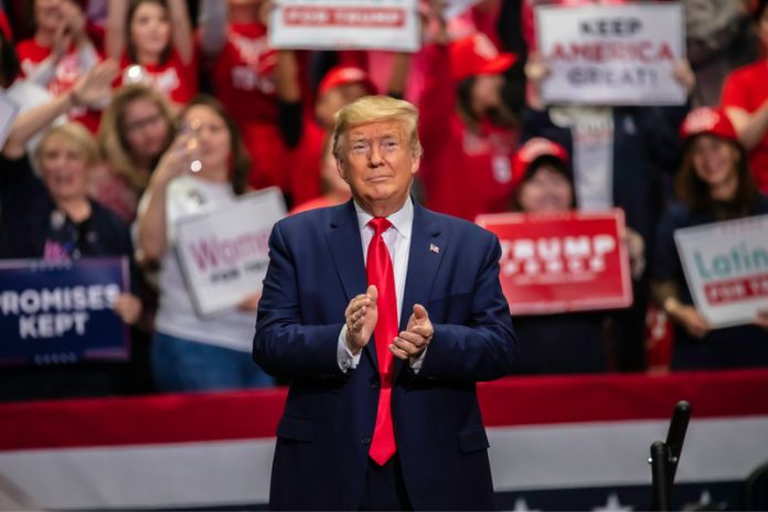 Trump Raises $7 Million in ONE DAY After Biden DOJ Arrest