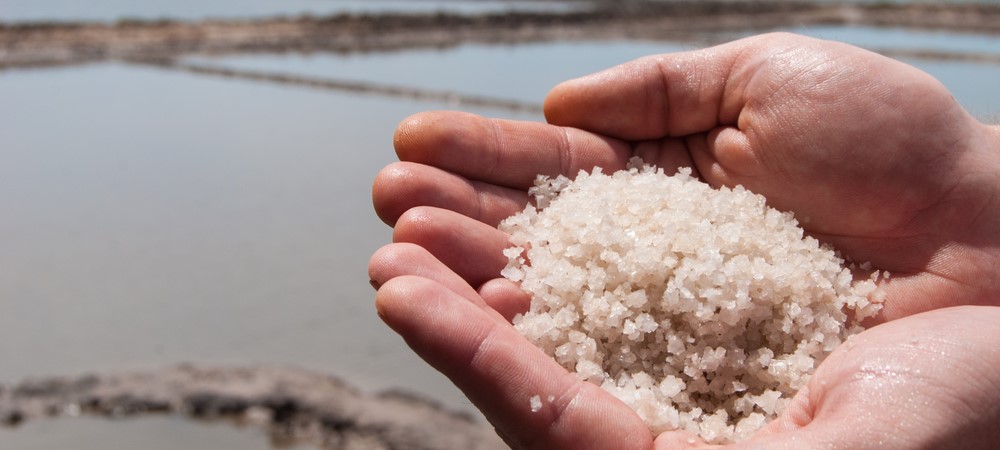 Turning Saltwater into Fresh: Survival Hydration when SHTF