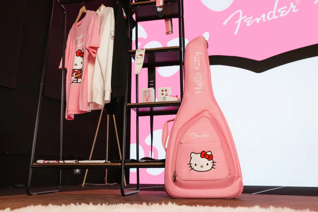 Fender x Hello Kitty Straps, Bags & Merch