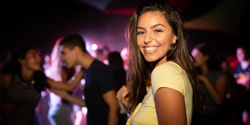 Place To Meet Women: Everywhere And Anywhere