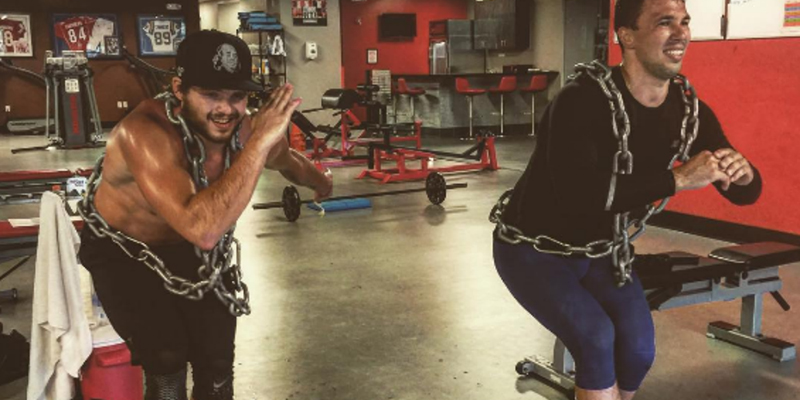 Need Gym Tips? See How This Pro Hockey Player Gets Ripped For The Season