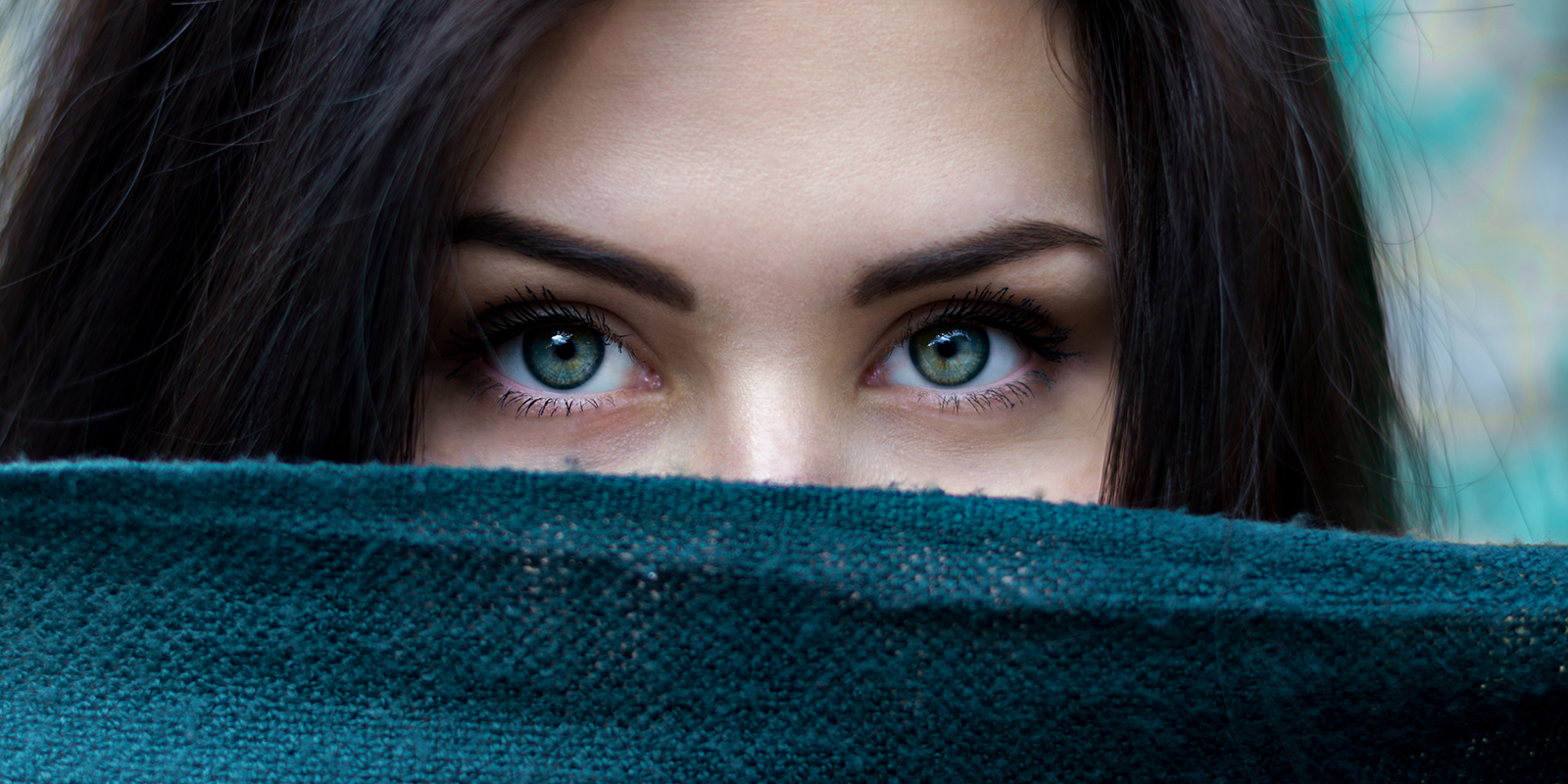 Through Her Eyes: Inside The Mind Of A Hot, Insecure Girl