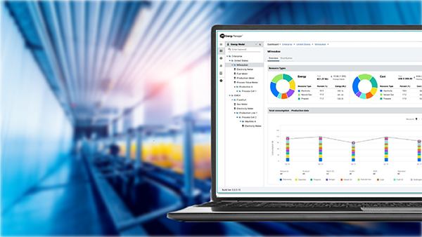 Laptop with image of energy dashboard